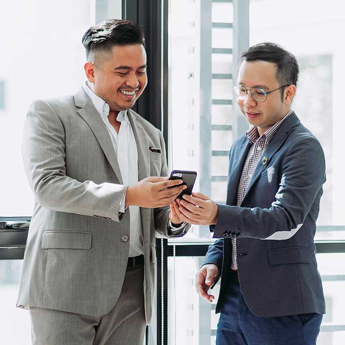 Financial recovery specialists in meeting